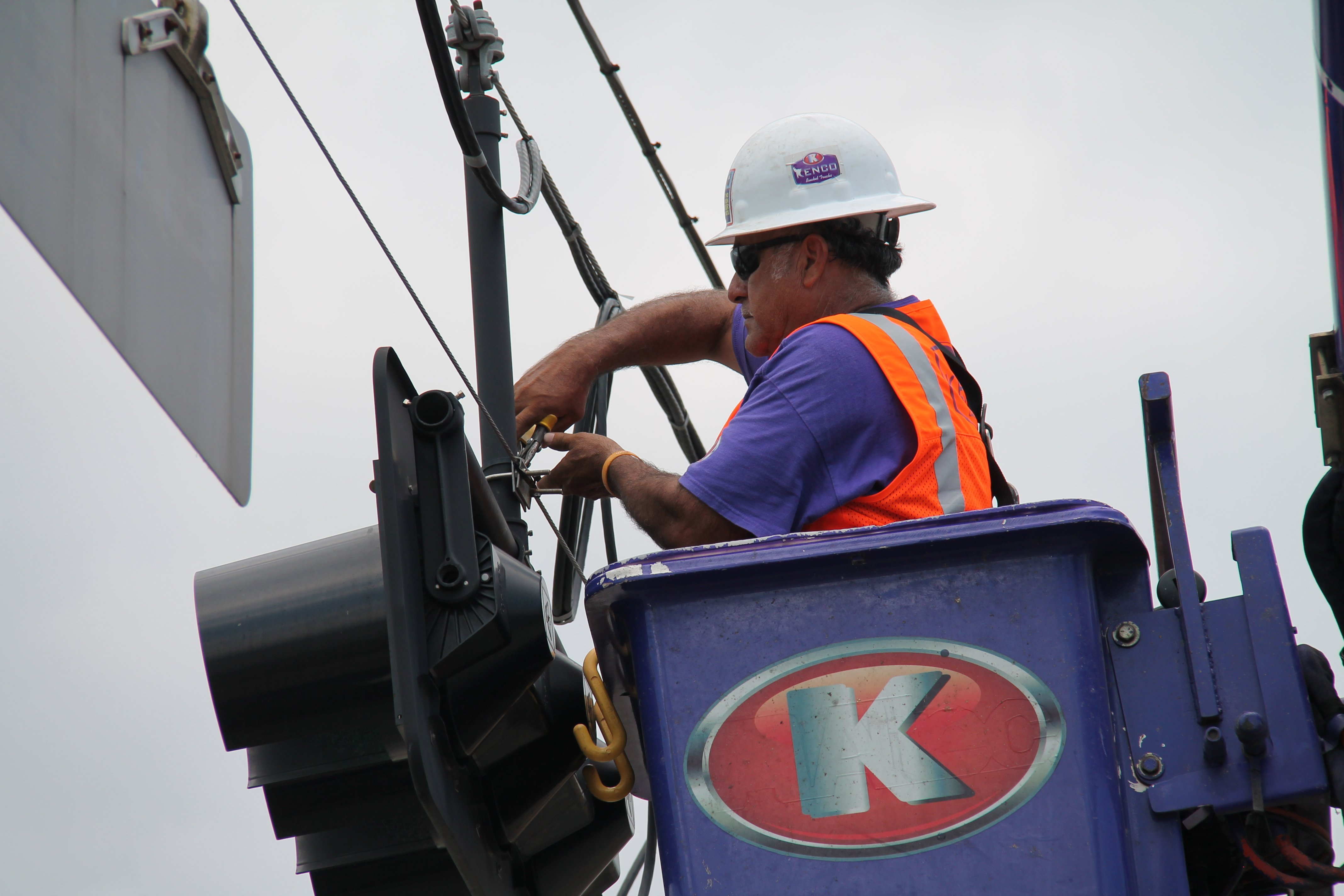 kenco blog pre-route prep for bucket truck escort services