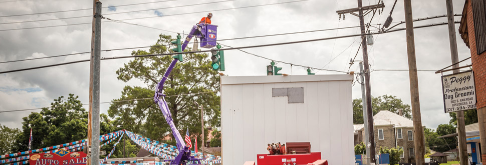 Bucket Truck Escort Slideshow 03